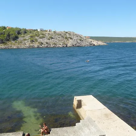 Battlestone Novigrad (Dalmatia)